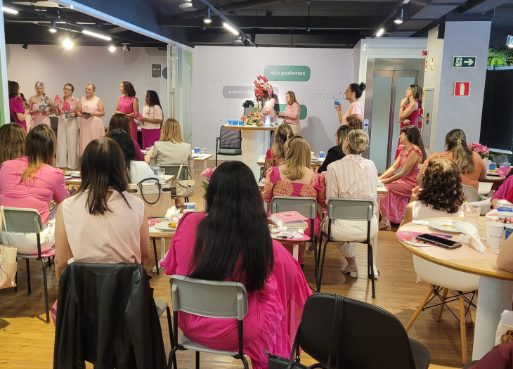 Espaço Dexis recepciona mulheres para celebrar o Outubro Rosa
